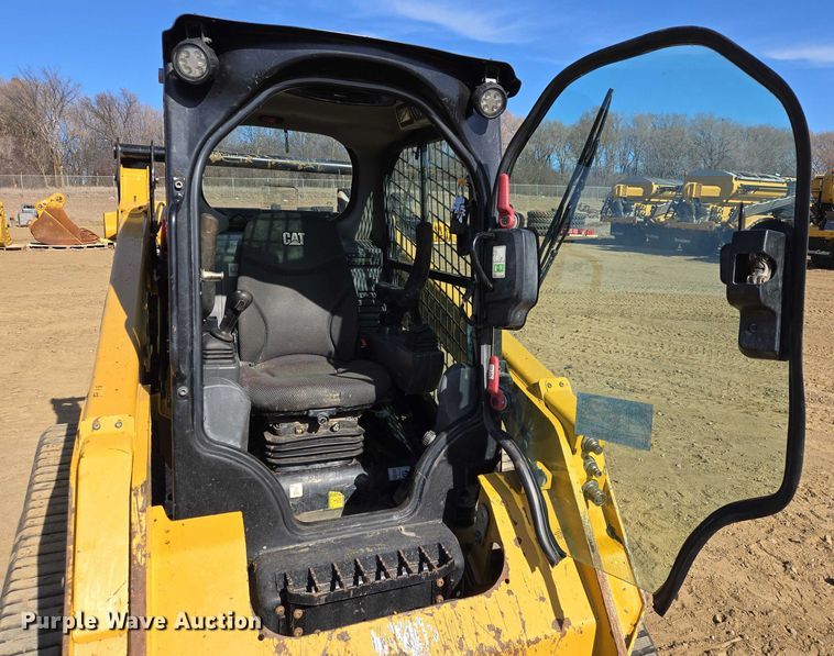 image for item EB1335 2022 Caterpillar 259D3 tracked skid steer loader