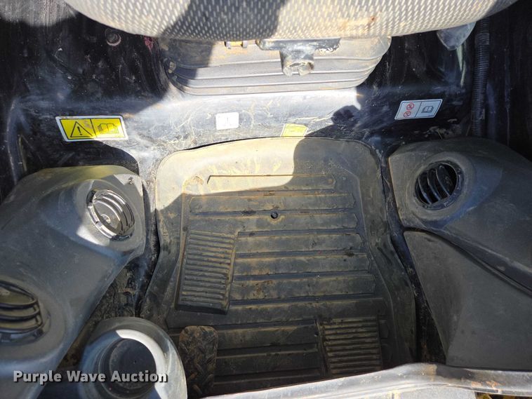 image for item EB1335 2022 Caterpillar 259D3 tracked skid steer loader