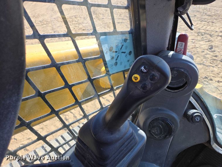 image for item EB1335 2022 Caterpillar 259D3 tracked skid steer loader