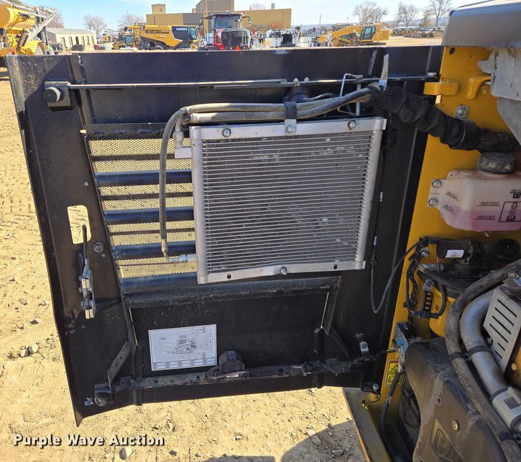 image for item EB1335 2022 Caterpillar 259D3 tracked skid steer loader