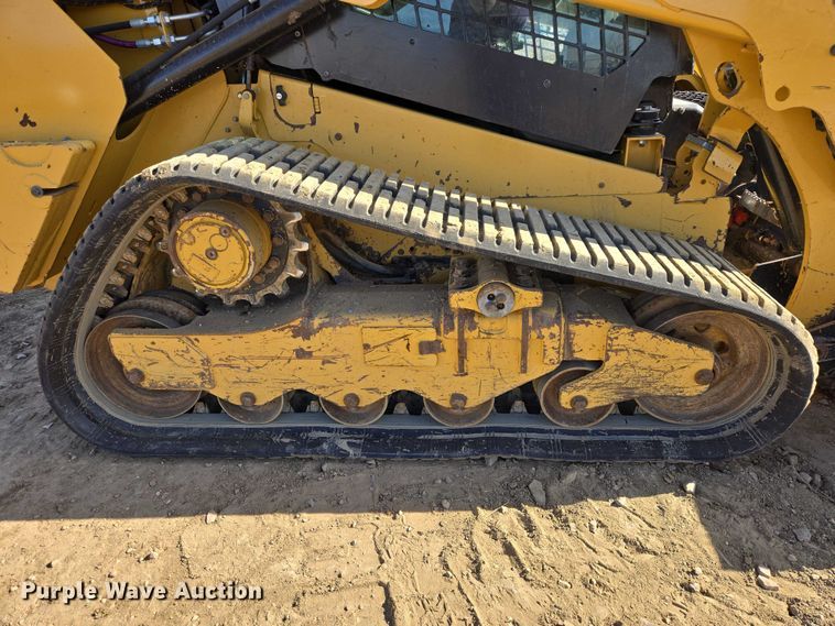 image for item EB1335 2022 Caterpillar 259D3 tracked skid steer loader
