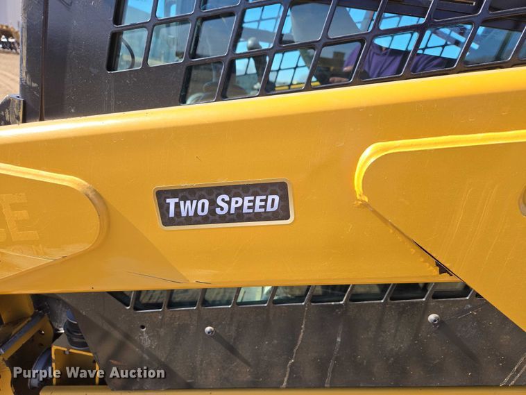 image for item EB1336 2022 Caterpillar 259D3 tracked skid steer loader