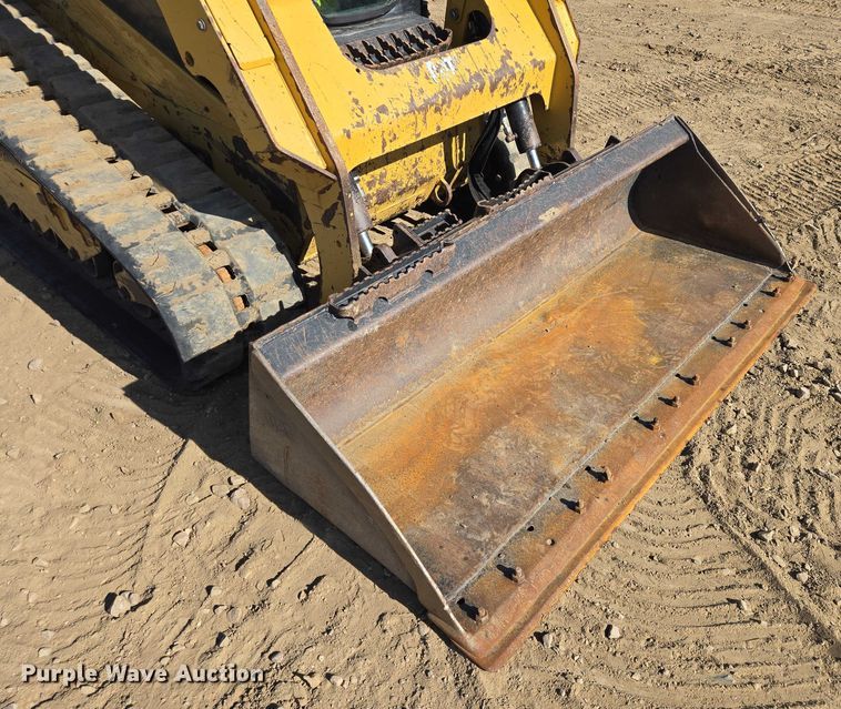 image for item EB1336 2022 Caterpillar 259D3 tracked skid steer loader