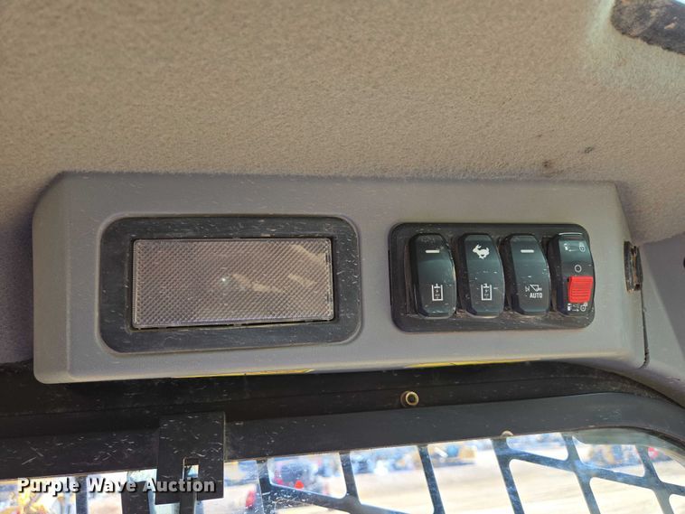 image for item EB1336 2022 Caterpillar 259D3 tracked skid steer loader