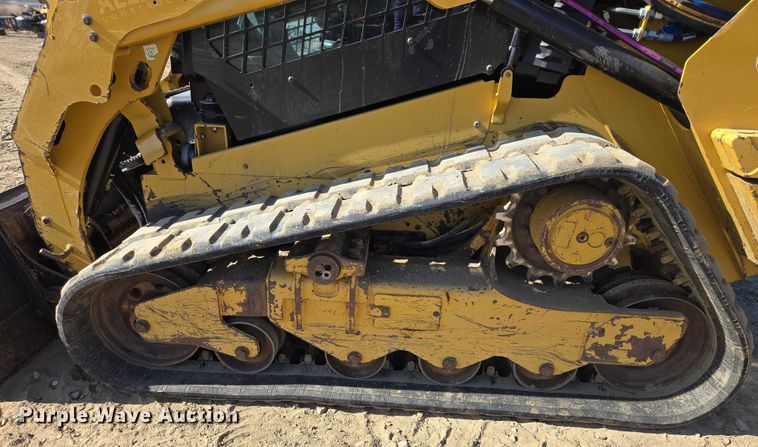 image for item EB1336 2022 Caterpillar 259D3 tracked skid steer loader