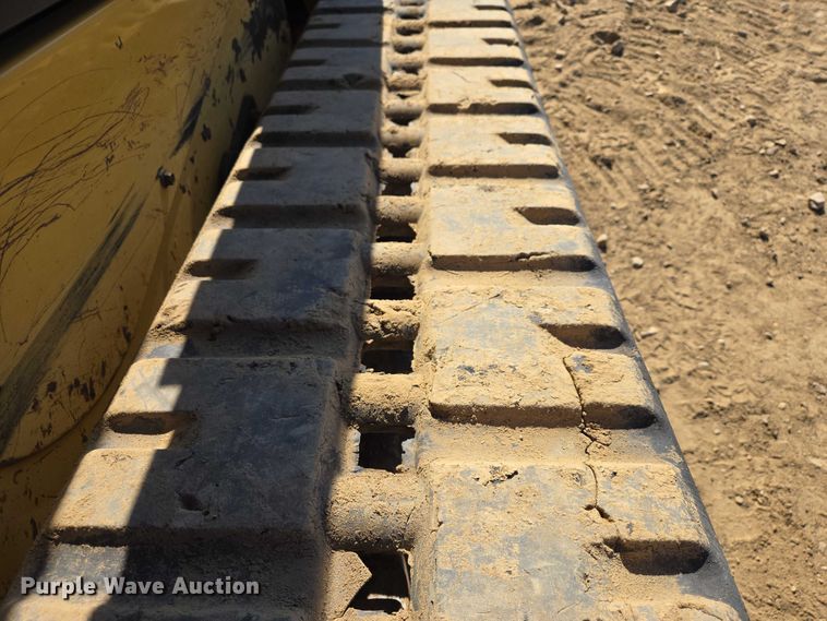 image for item EB1336 2022 Caterpillar 259D3 tracked skid steer loader