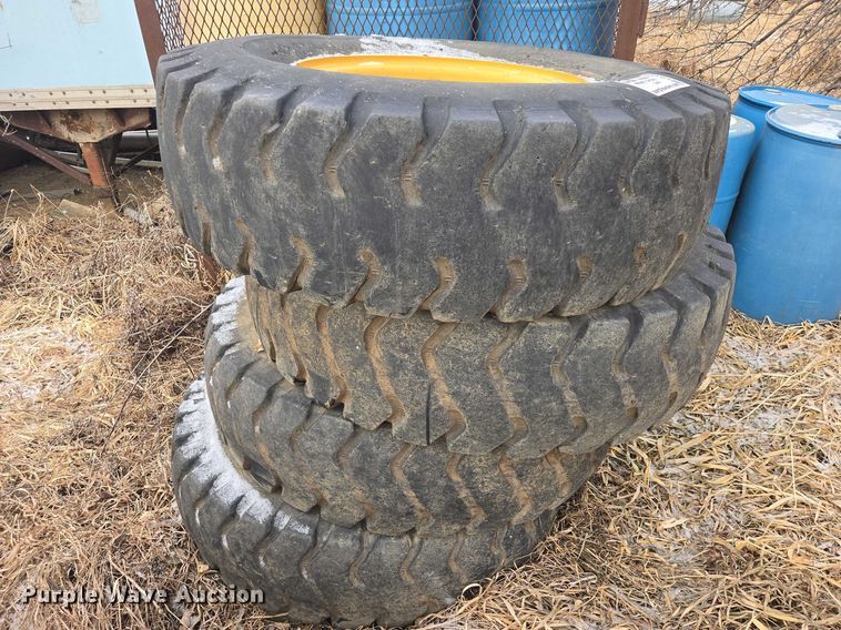 image for item EB1340 (4) 14.00-24 Yokohama tires