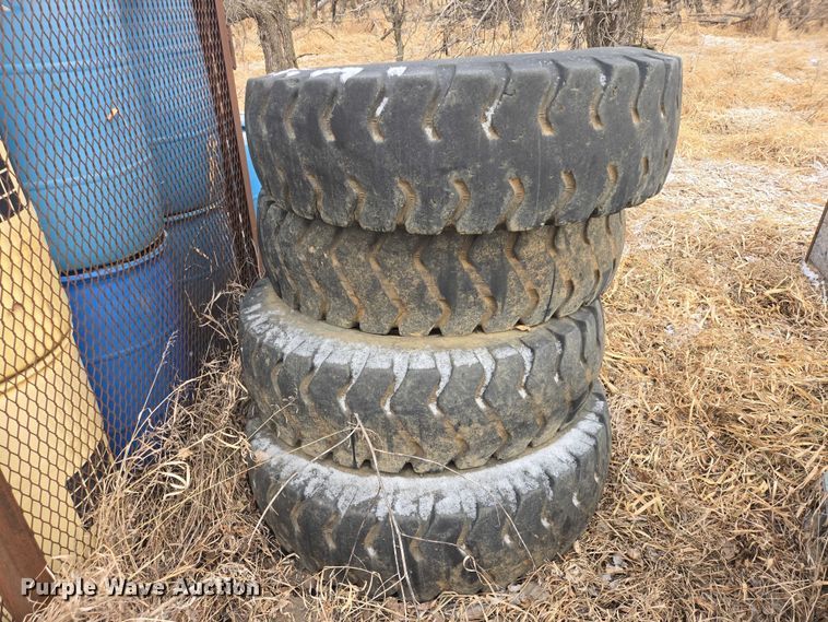 image for item EB1340 (4) 14.00-24 Yokohama tires