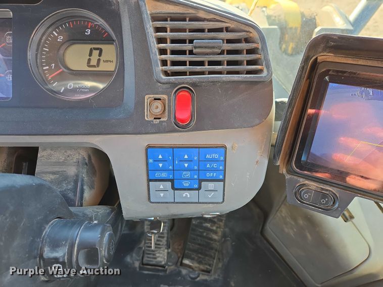 image for item EB1351 2016 Komatsu WA500-8 wheel loader