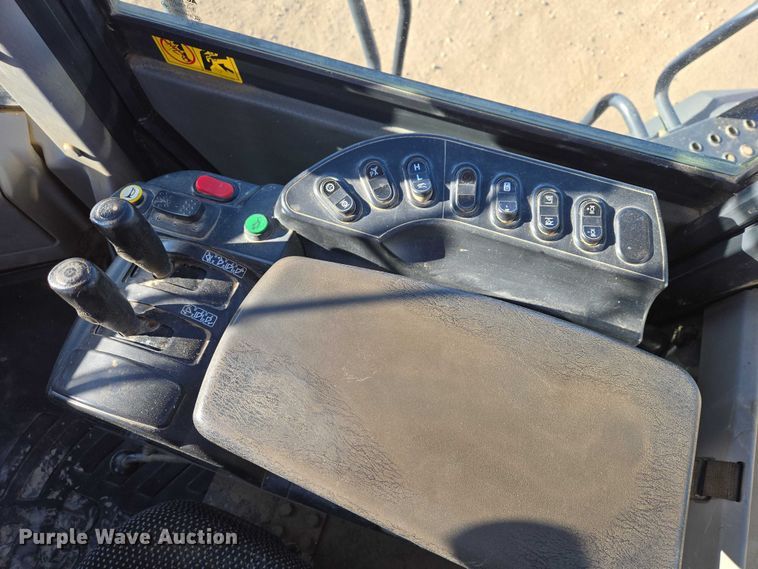 image for item EB1351 2016 Komatsu WA500-8 wheel loader