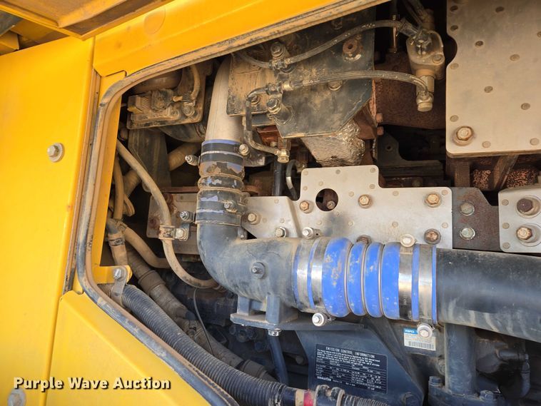 image for item EB1351 2016 Komatsu WA500-8 wheel loader