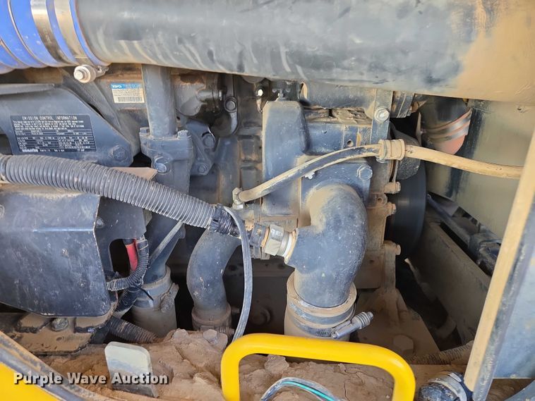 image for item EB1351 2016 Komatsu WA500-8 wheel loader