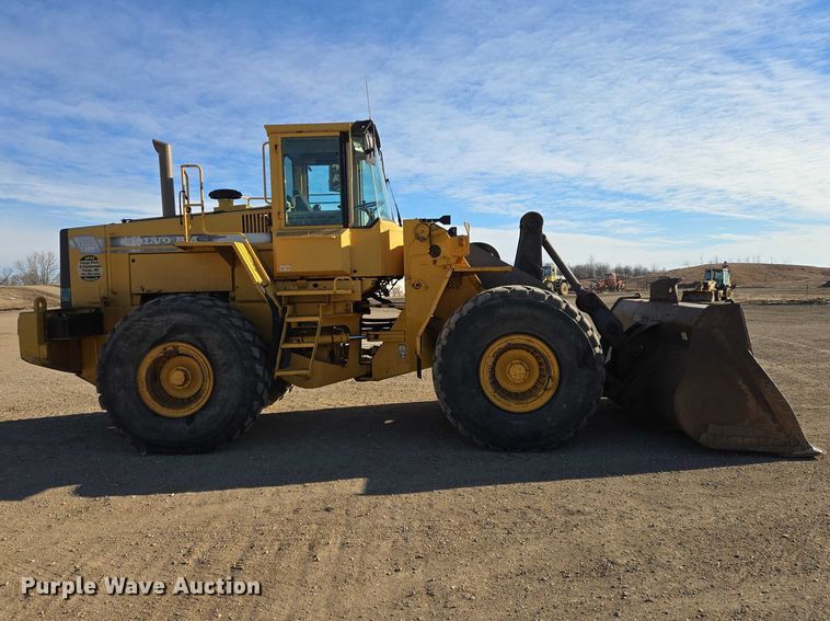 image for item EB1352 1996 Volvo L150C wheel loader