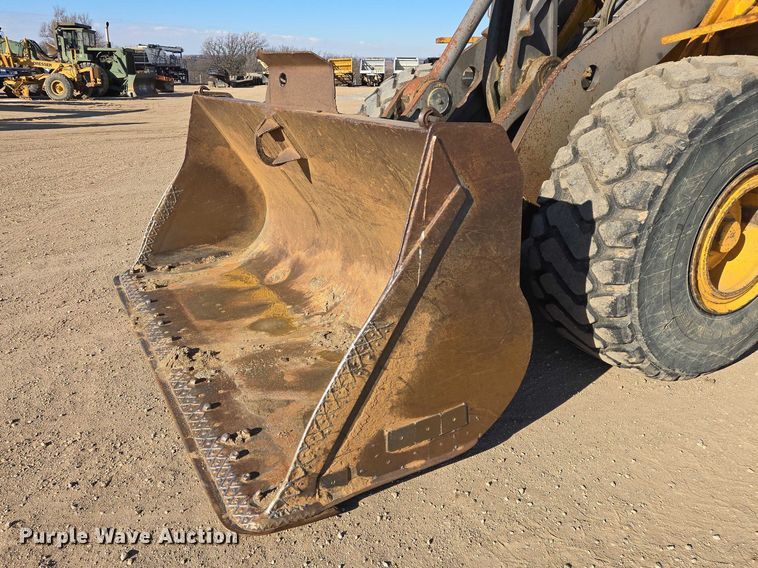 image for item EB1352 1996 Volvo L150C wheel loader