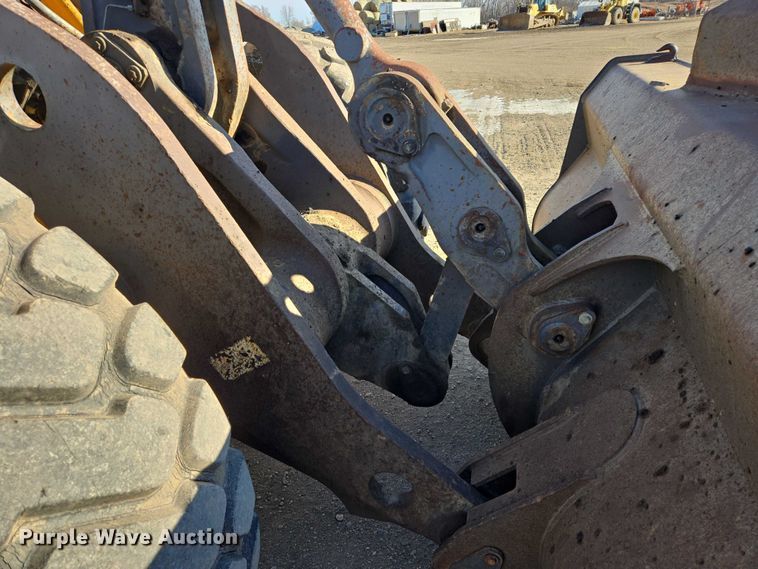 image for item EB1352 1996 Volvo L150C wheel loader