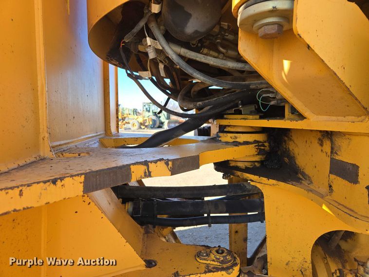 image for item EB1352 1996 Volvo L150C wheel loader