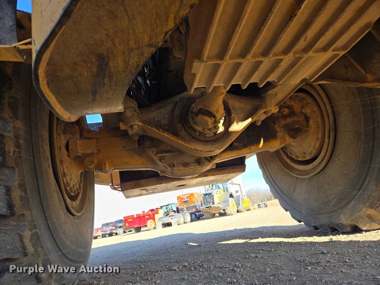 image for item EB1352 1996 Volvo L150C wheel loader