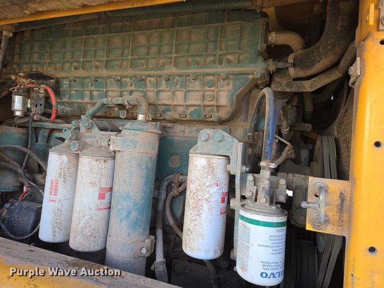 image for item EB1352 1996 Volvo L150C wheel loader