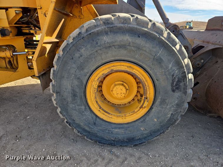 image for item EB1352 1996 Volvo L150C wheel loader