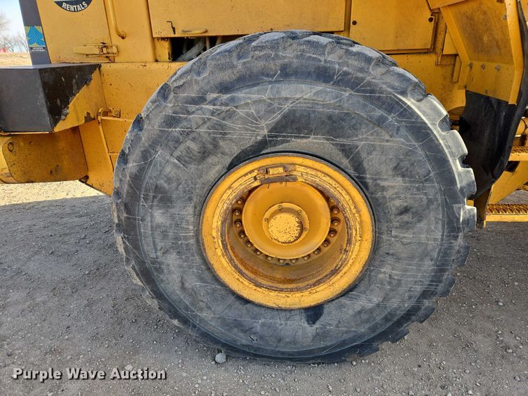 image for item EB1352 1996 Volvo L150C wheel loader