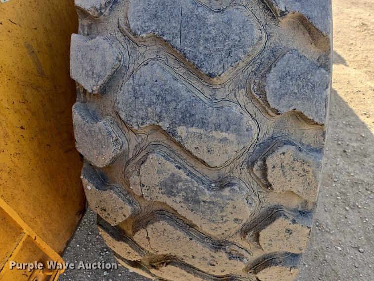 image for item EB1352 1996 Volvo L150C wheel loader