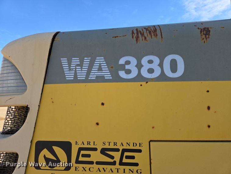 image for item EB1353 1997 Komatsu WA380-3L wheel loader