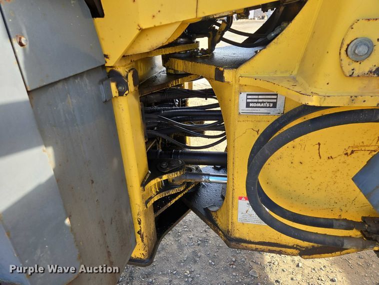 image for item EB1353 1997 Komatsu WA380-3L wheel loader