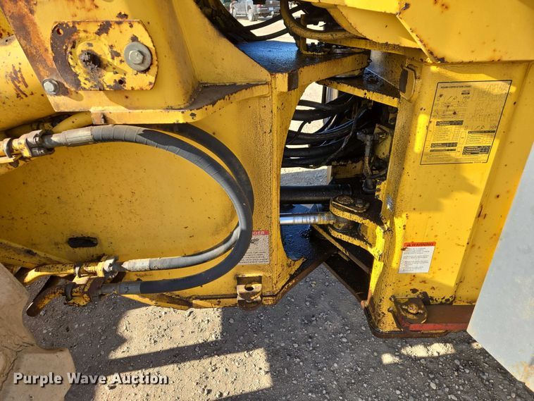 image for item EB1353 1997 Komatsu WA380-3L wheel loader