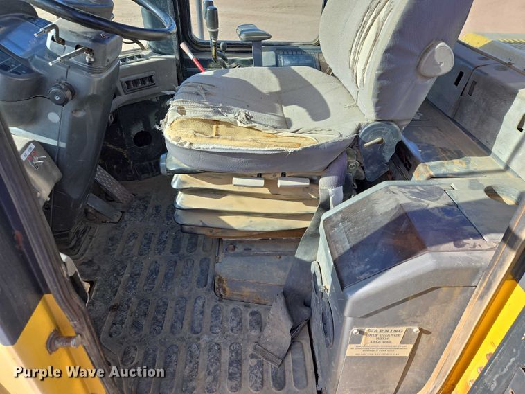 image for item EB1353 1997 Komatsu WA380-3L wheel loader