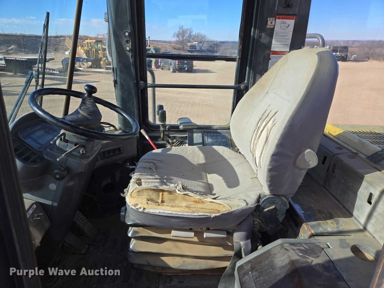 image for item EB1353 1997 Komatsu WA380-3L wheel loader