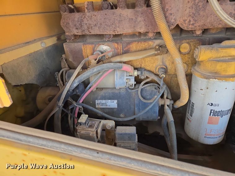 image for item EB1353 1997 Komatsu WA380-3L wheel loader