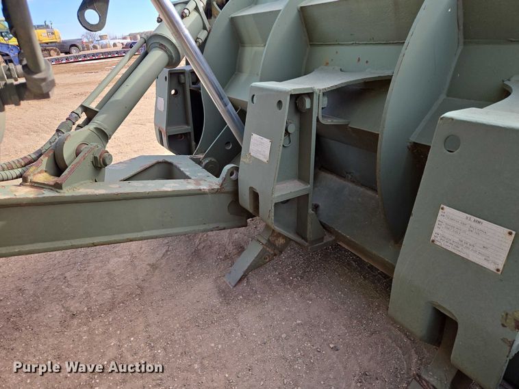 image for item EB1355 1967 Clark 290M scraper