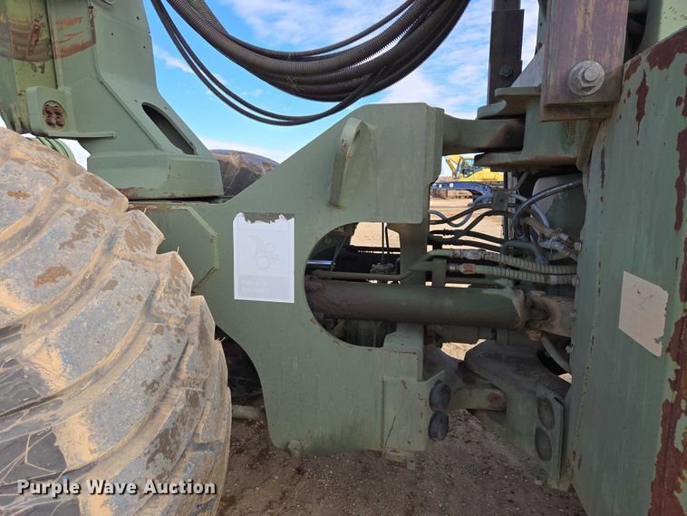 image for item EB1355 1967 Clark 290M scraper