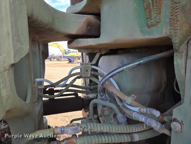 image for item EB1355 1967 Clark 290M scraper