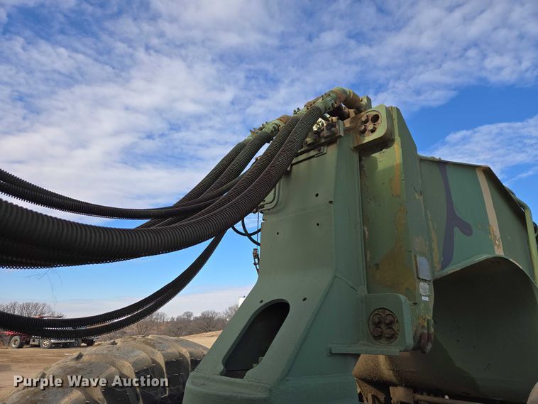 image for item EB1355 1967 Clark 290M scraper