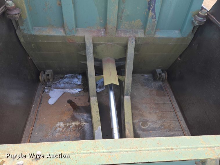 image for item EB1355 1967 Clark 290M scraper