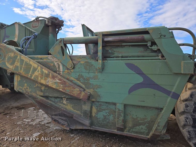 image for item EB1355 1967 Clark 290M scraper