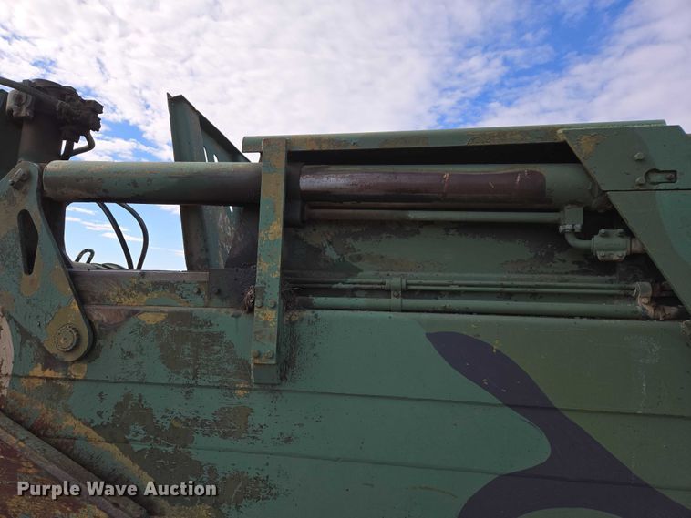 image for item EB1355 1967 Clark 290M scraper