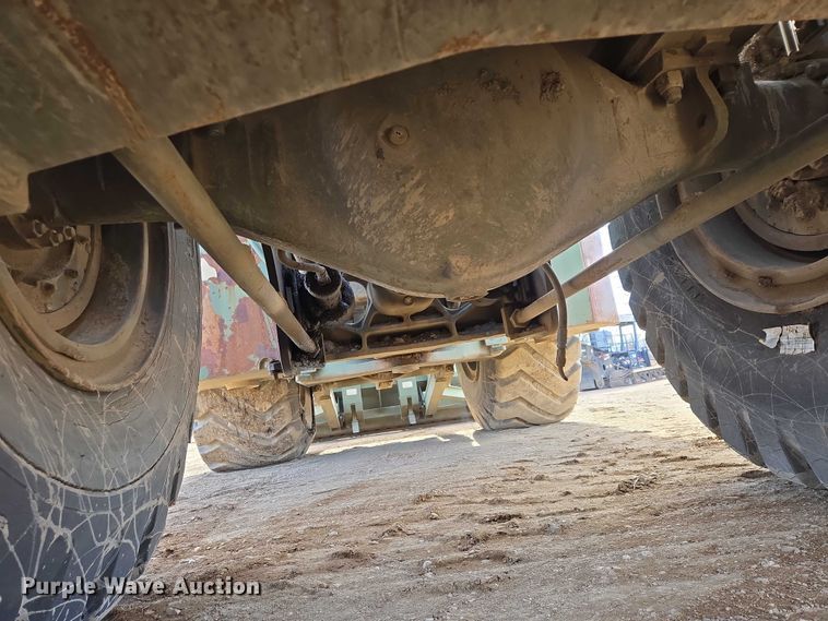 image for item EB1355 1967 Clark 290M scraper