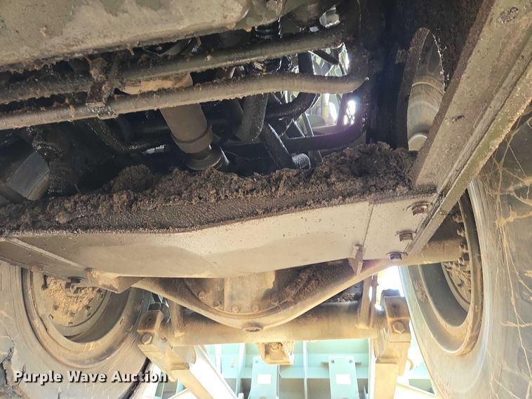 image for item EB1355 1967 Clark 290M scraper