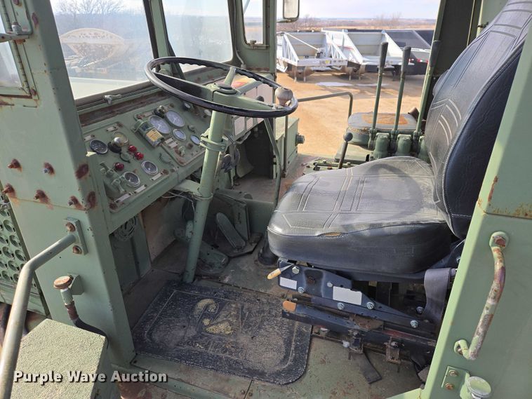 image for item EB1355 1967 Clark 290M scraper