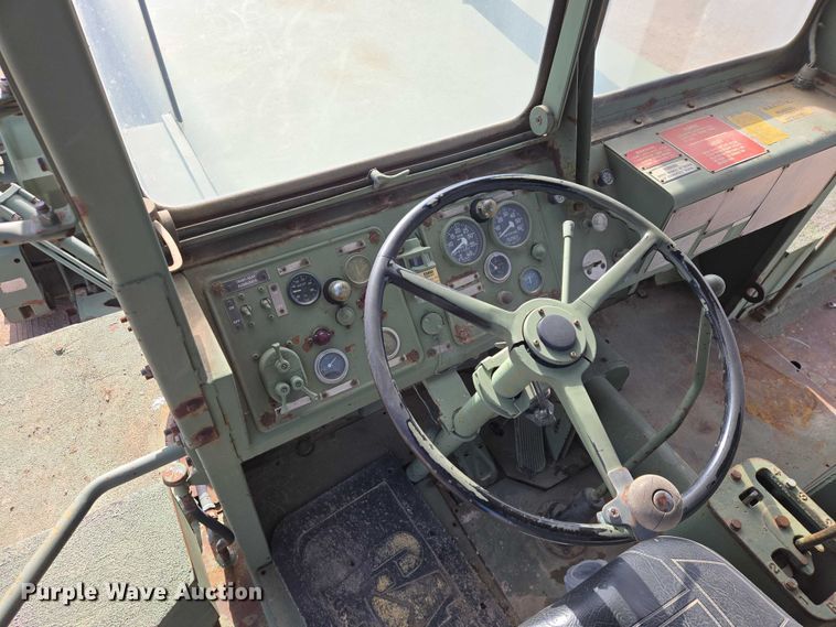 image for item EB1355 1967 Clark 290M scraper