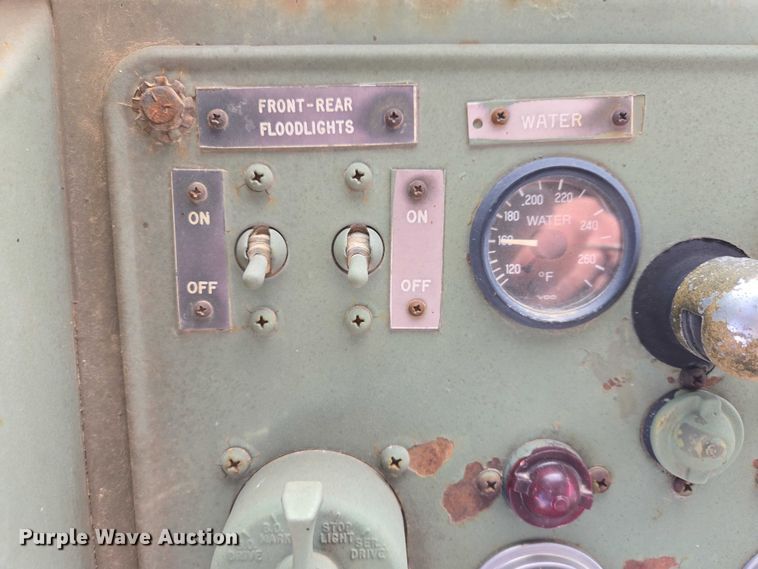 image for item EB1355 1967 Clark 290M scraper