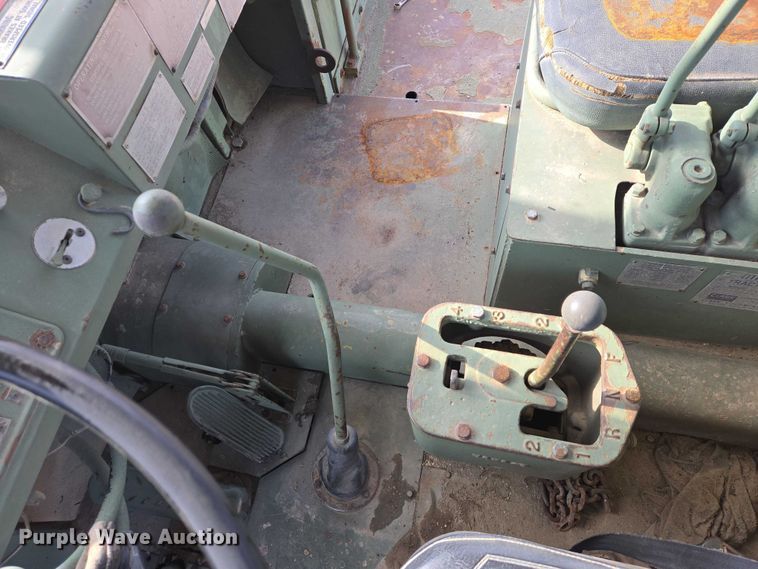 image for item EB1355 1967 Clark 290M scraper