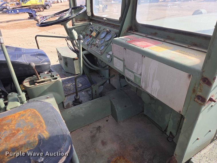 image for item EB1355 1967 Clark 290M scraper