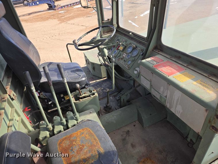 image for item EB1355 1967 Clark 290M scraper