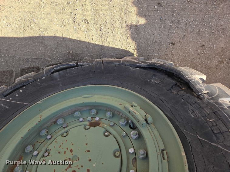 image for item EB1355 1967 Clark 290M scraper