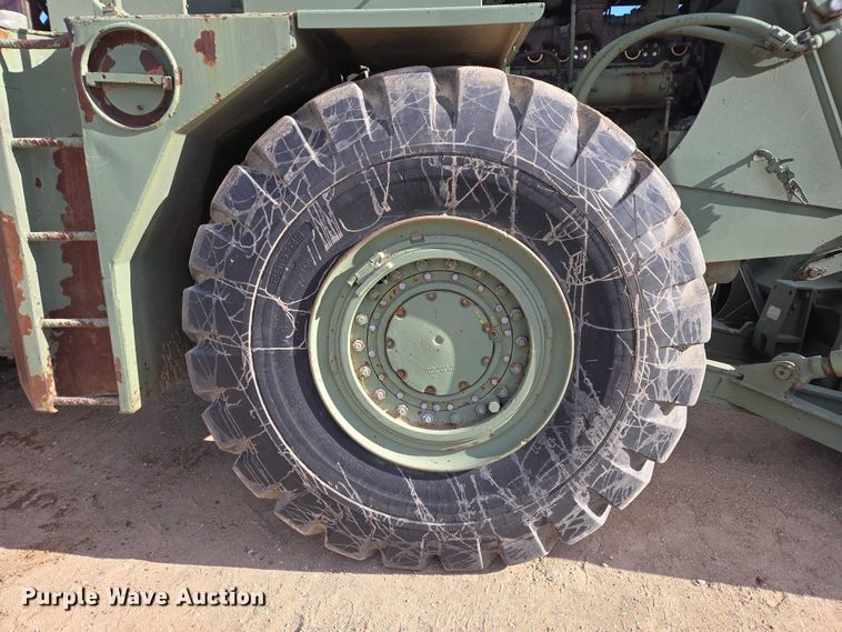 image for item EB1355 1967 Clark 290M scraper