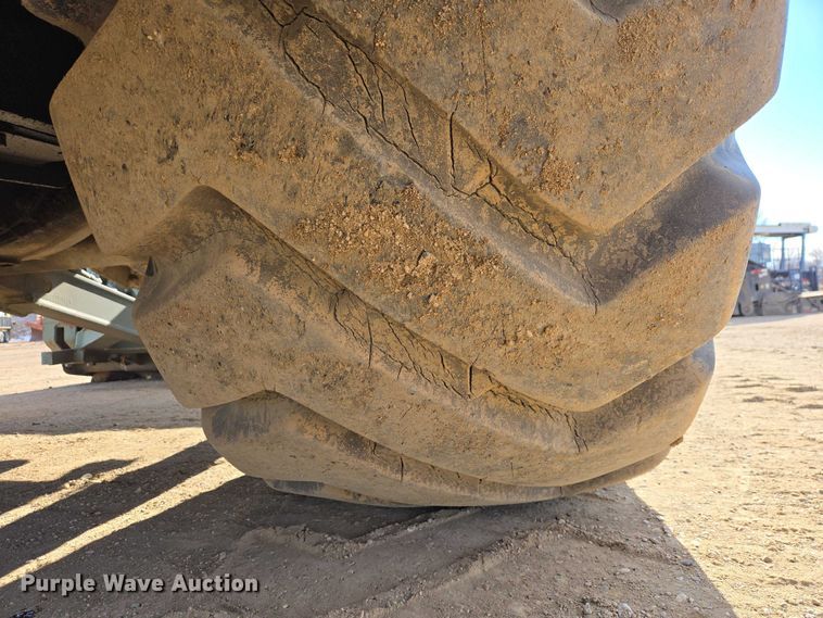 image for item EB1355 1967 Clark 290M scraper