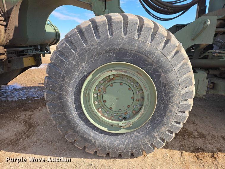 image for item EB1355 1967 Clark 290M scraper